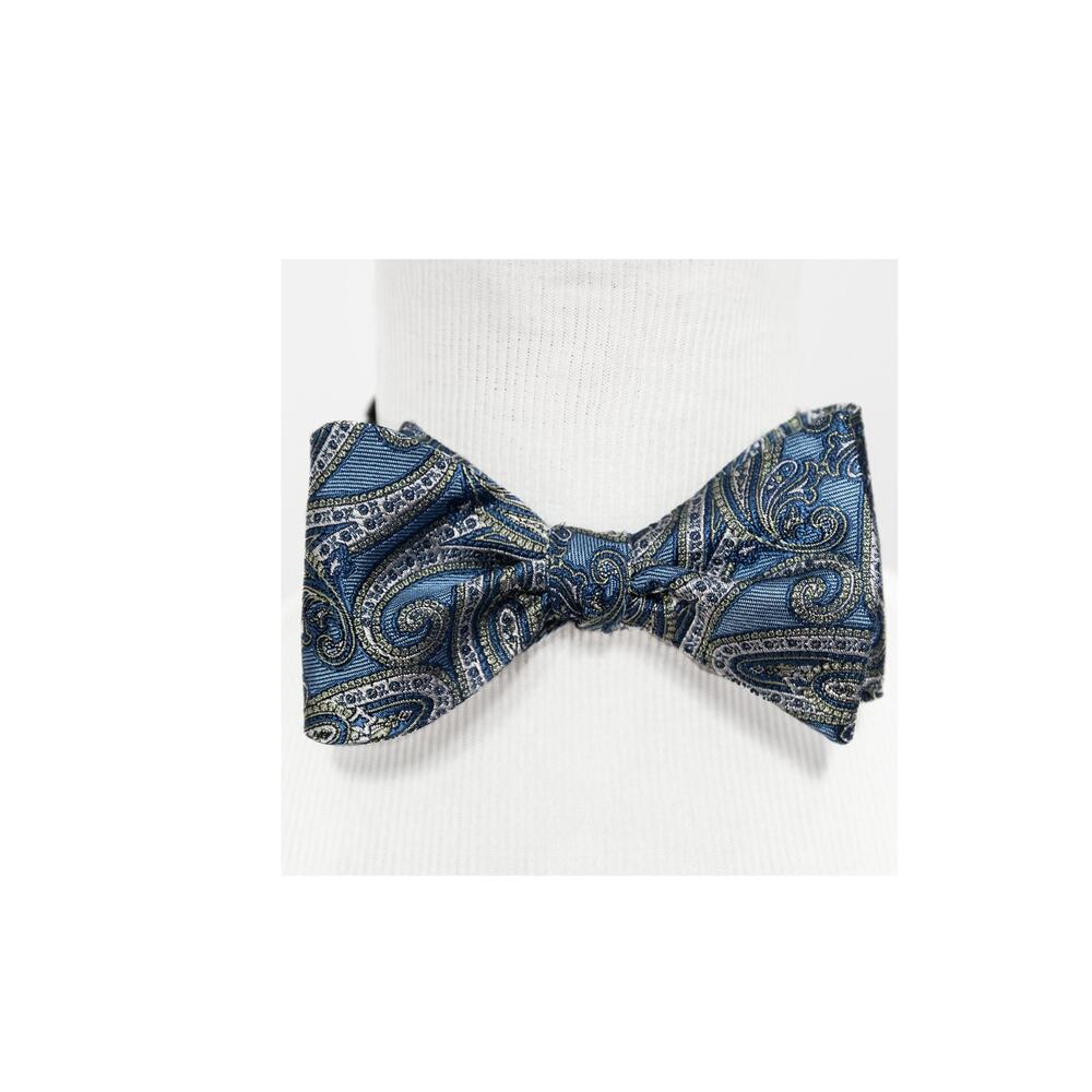 New Daniel Cremieux Blue Paisley 100% Silk Self Tie Bow Tie Bowtie